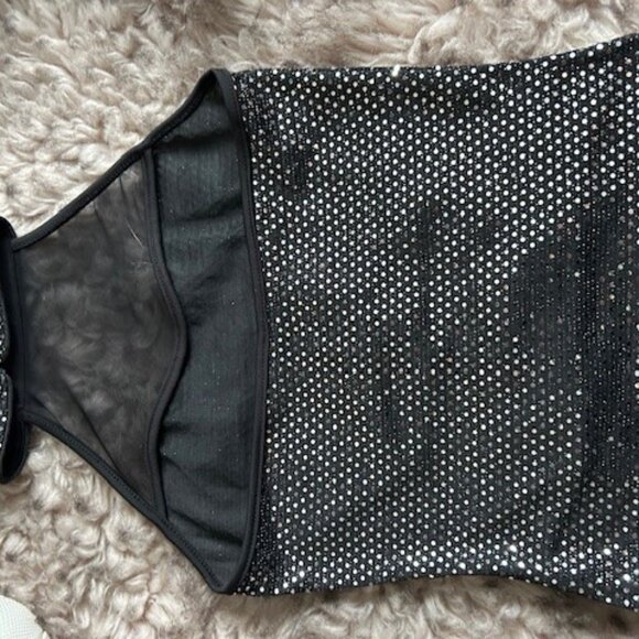 Halter- style top black with sparkly silver - Picture 2 of 4